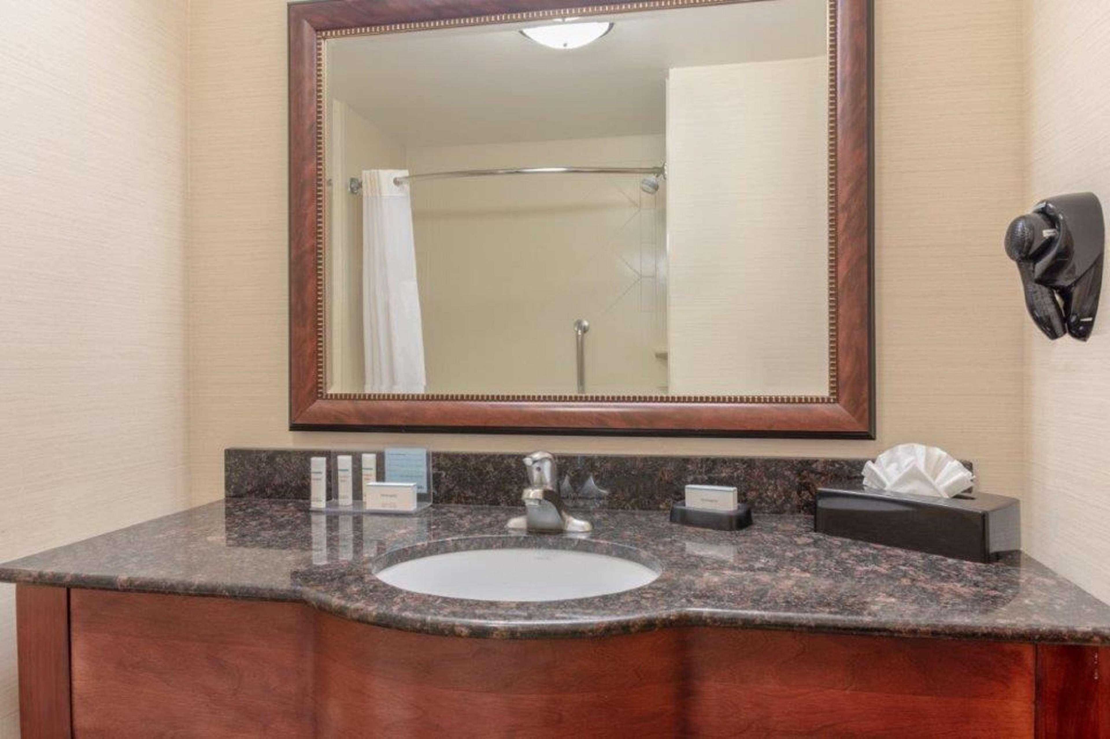 Hampton Inn Рок-Спрингс Экстерьер фото
